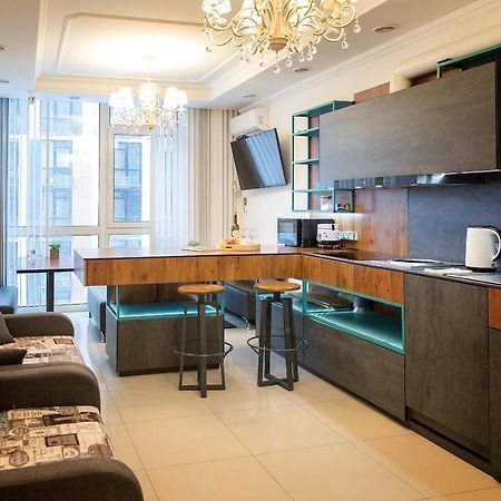Sun Apartments Kiev Buitenkant foto